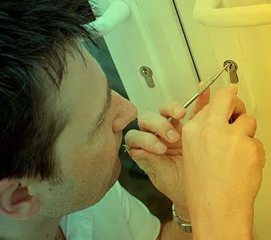 Universal Locksmith Store Carson, CA 310-975-3539 Universal Locksmith Store Carson, CA 310-975-3539 - 5-Locksmith-around-Me