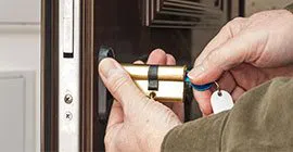 Universal Locksmith Store Carson, CA 310-975-3539